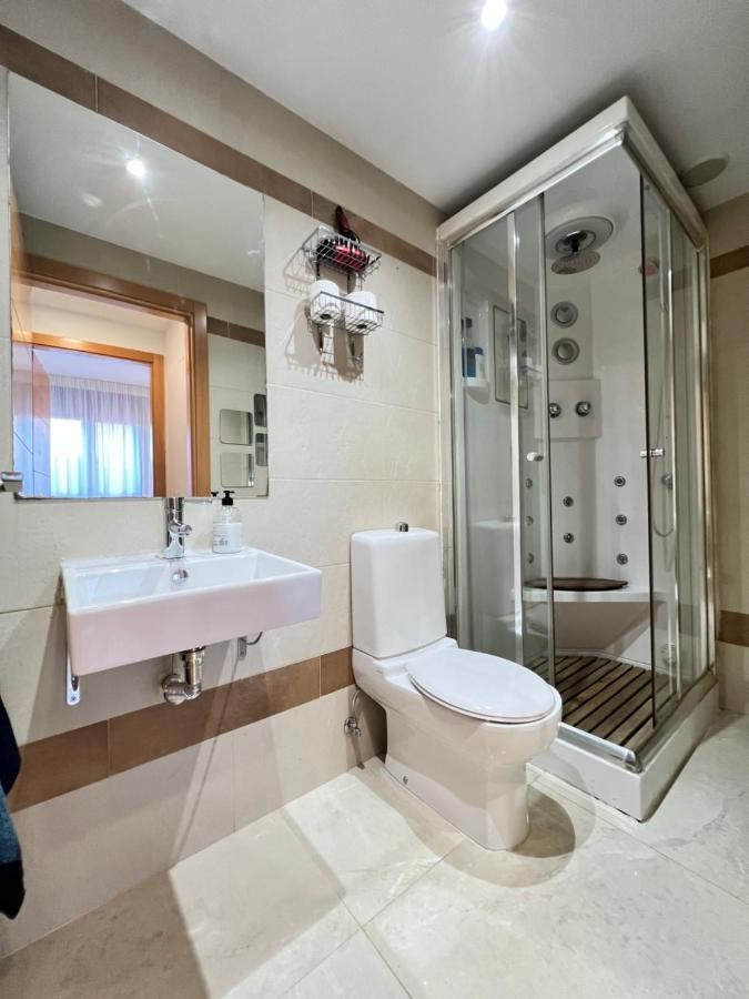 Fabuloso Apartamento Completo Centro Ciudad Mostoles Exterior photo